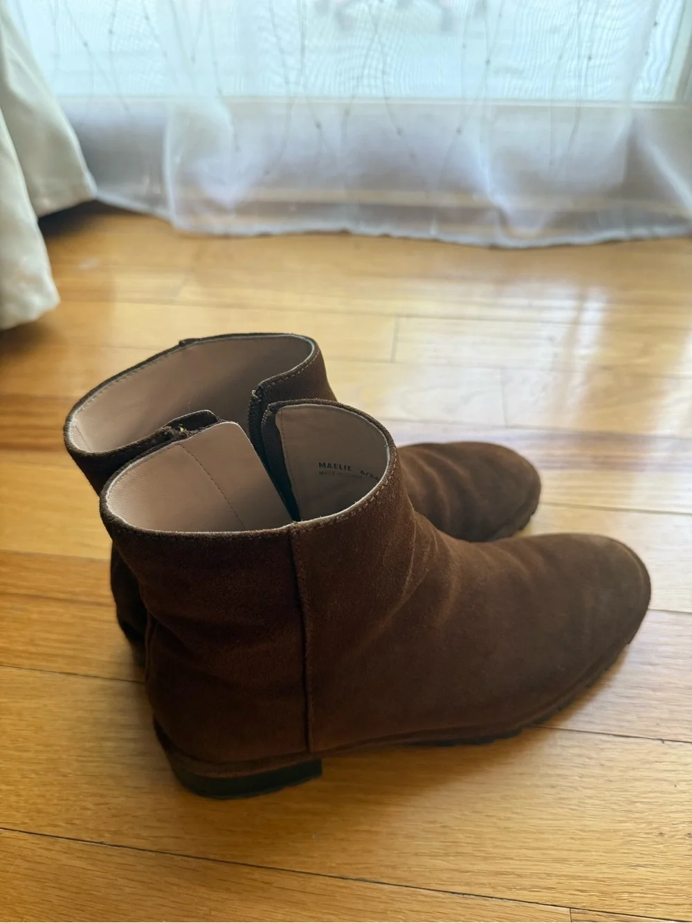 Stuart Weitzman MAELIE BOOTIE suede size 6 color Brown